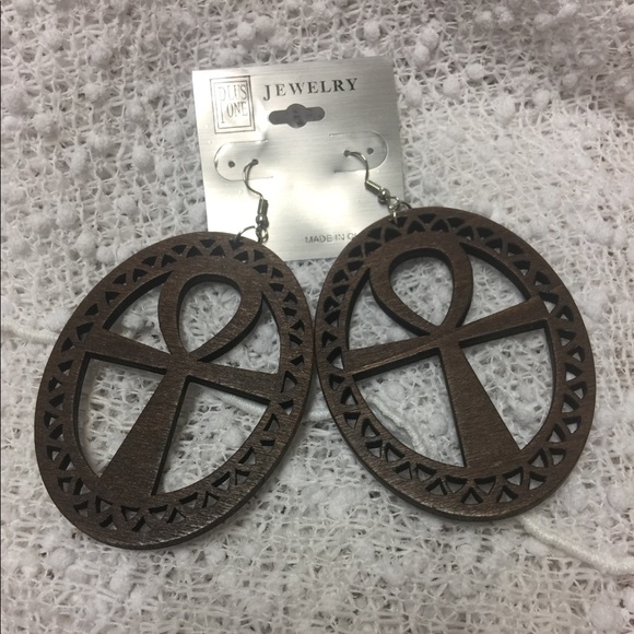 Beautiful Ankh Earrings - Picture 1 of 2